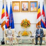 ជួបជាមួយ លោកជំទាវ Zou Jiayi ប្រធាន និងជាប្រធានក្រុមប្រឹក្សាភិបាល នៃធនាគារវិនិយោគហេដ្ឋារចនាសម្ព័ន្ធអាស៊ី (AIIB) ក្នុងជំនួបសម្តែងការគួរសម និងពិភាក្សាការងារ នៅវិមានសន្តិភាព។